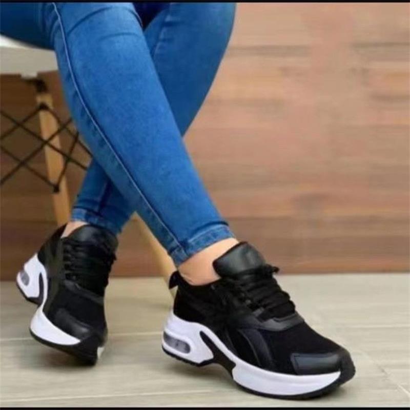 Damer sporty sneakers med støddæmpende sål og åndbart mesh-overflade Stilla