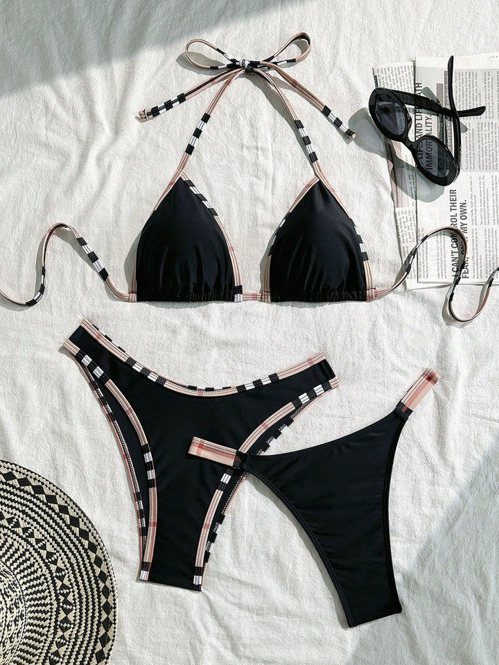 Dame trekant-bikini med struktur og modeaccentuer Skovae