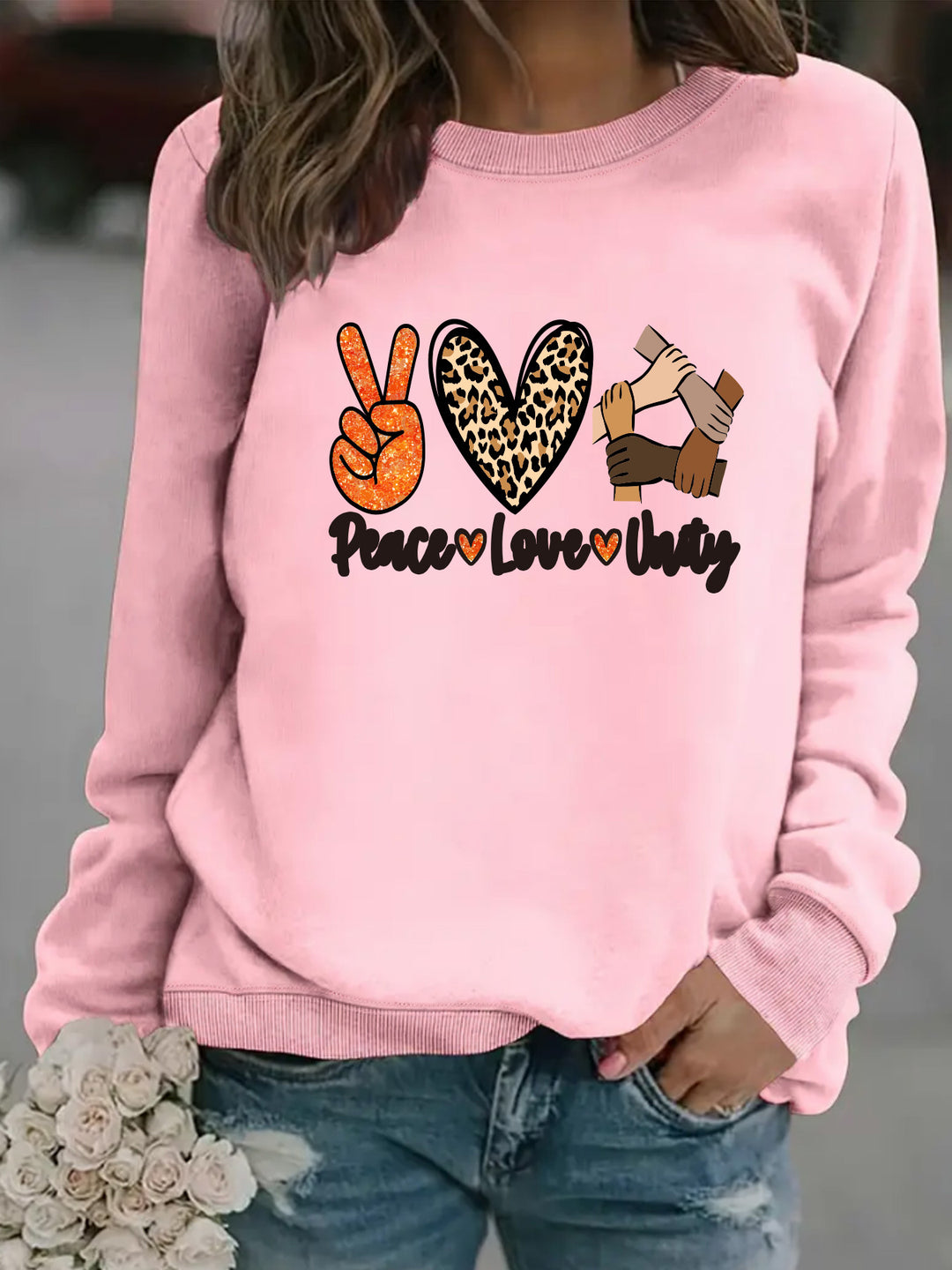 Kvinders sweatshirt med kreativt Peace, Love & Unity design Stilla
