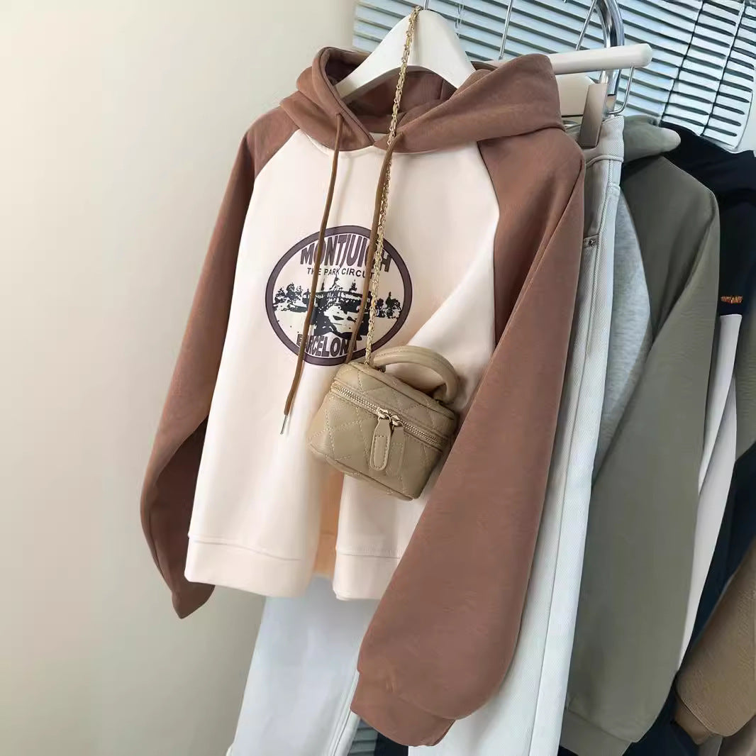 Femme Casual Grafik Hoodie med kraftige kontrastærmer Stilla