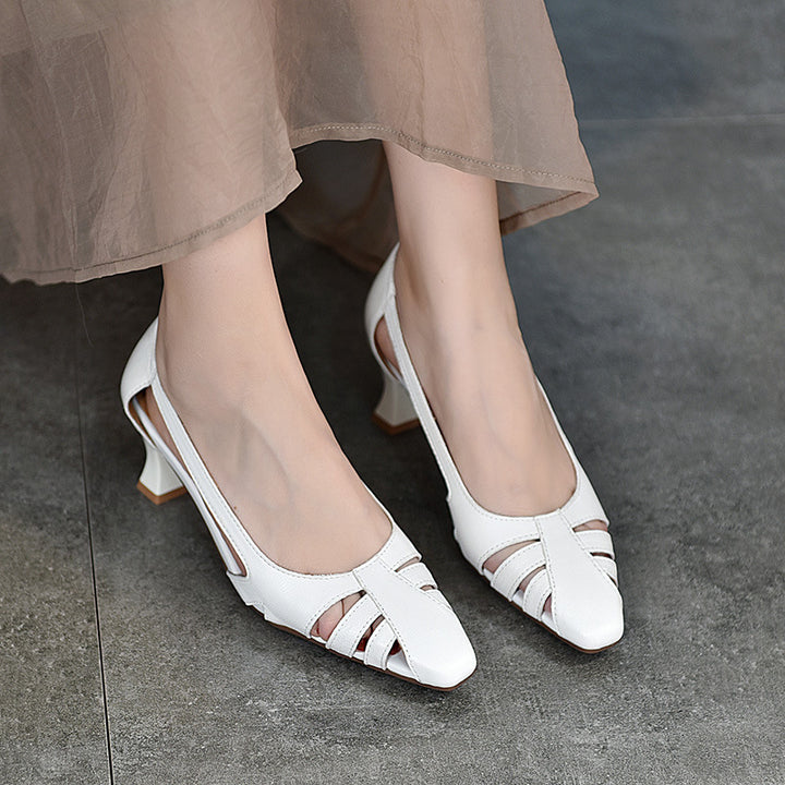Dame elegante Sling-Pumps med moderne remdesign og komfortabel blokhælhøjde Stilla