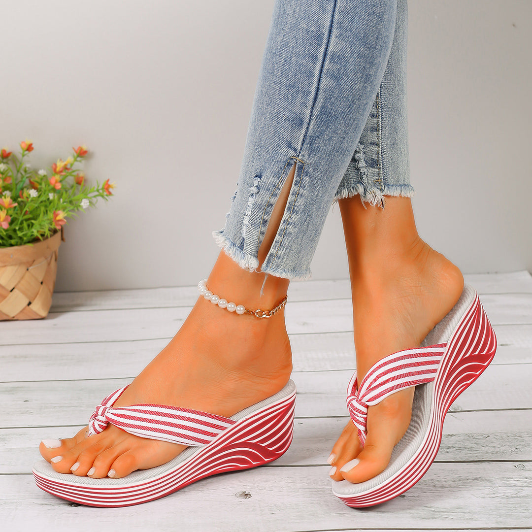 Dame Wedge-sandaler med moderne stribemønster og komfortabelt fodbæde Stilla