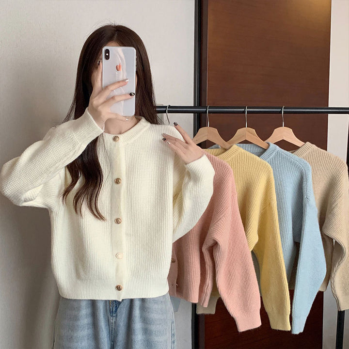 Damer Cozy Cardigan med fint struktureret mønster og knapdetaljer Stilla