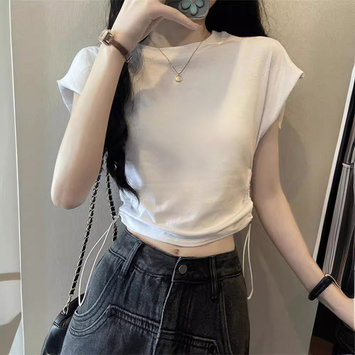 Kvindernes cropped T-shirt med justerbar snor og trendy pufærmer