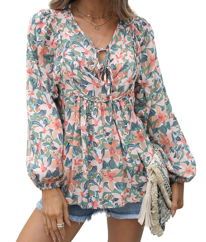 Damebluse med blomsterdesign og luftige ærmer Stilla