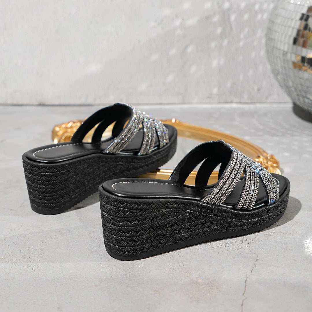 Dame Wedge-sandaler med glitrende strassblomster og komfortabelt fodseng Stilla