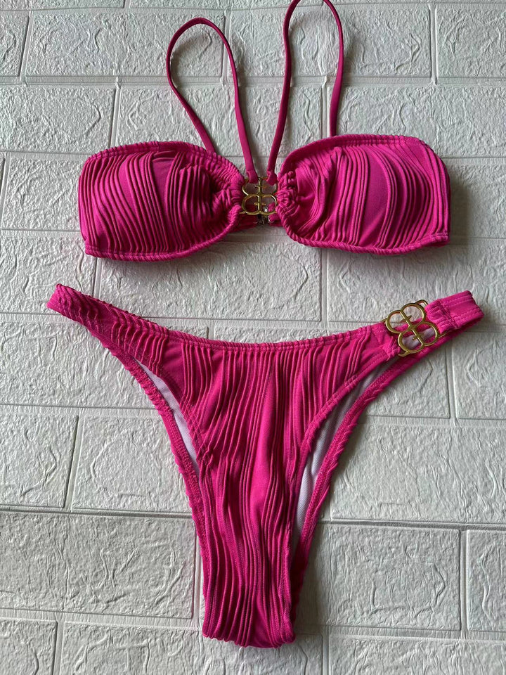 Dame bikini-sæt med raffineret flæse-design og fashionable guld accenter Stilla
