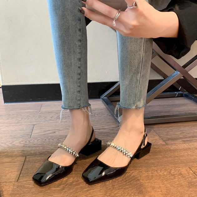 Dame Sling-Pumps med glitrende krystalpynt og elegant design Stilla