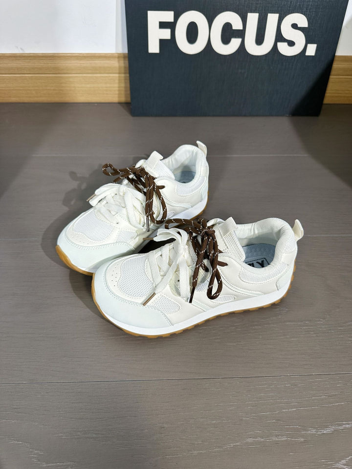 Dame Sporty Sneakers med åndbar mesh-overflade og fleksibel sål Stilla