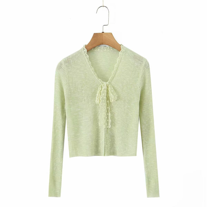 Dame elegant, kort skåret cardigan med delikate flæse detaljer Stilla