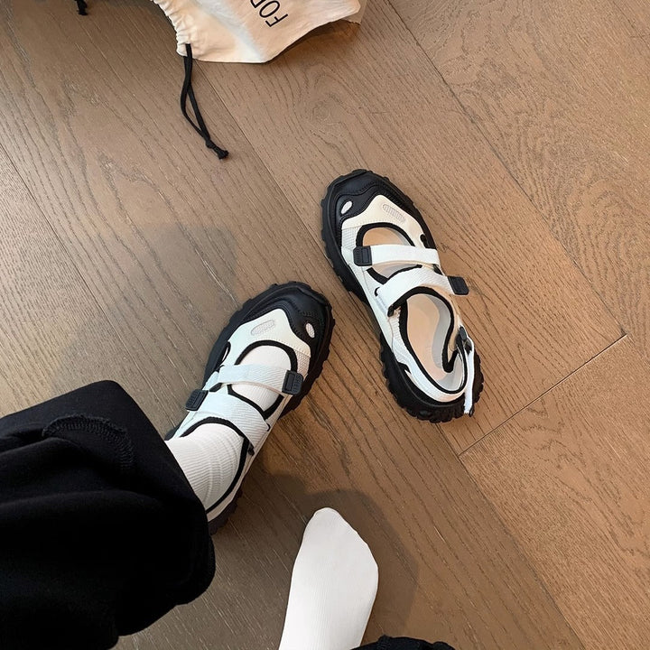 Dame Sporty Sneakers med Praktisk Velcro og Stødabsorberende Sål Skovae