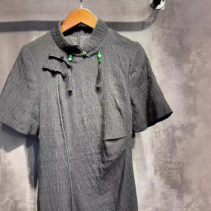 Dame elegant og moderne minikjole med raffinerede detaljer Stilla