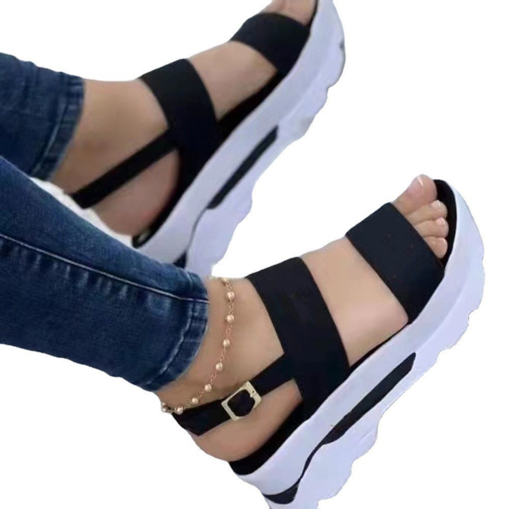 Dame nan sporty plateau-sandal med dobbelt rem, justerbar hæl spænde og polstret komfort-sål Skovae