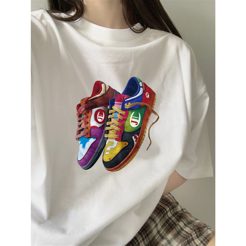 Dame T-shirt med kreativt sneaker-motiv Stilla