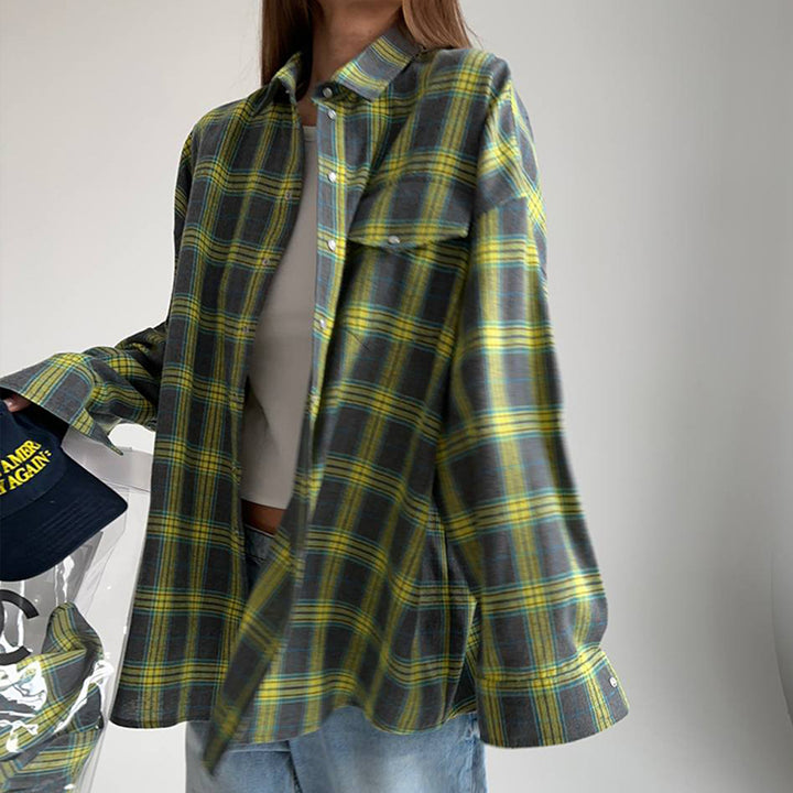 Dame ternet skjorte i afslappet oversize-stil Stilla