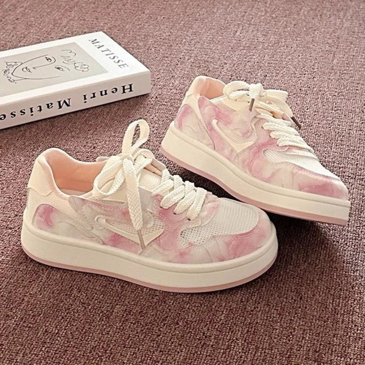 Dame Sneakers med åndbart overmateriale og detaljeret marmorert design Stilla