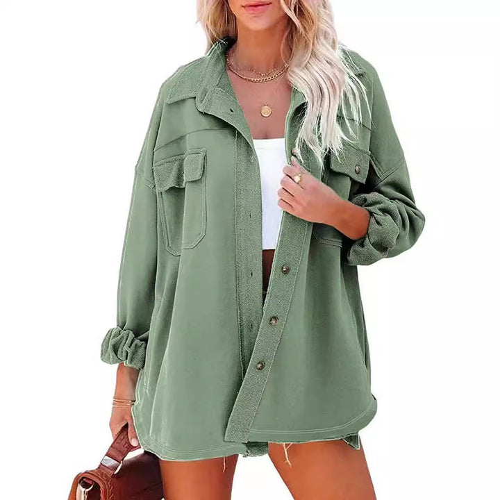 Kvinders casual oversized skjortejakke med praktiske lommer og moderne snit Stilla