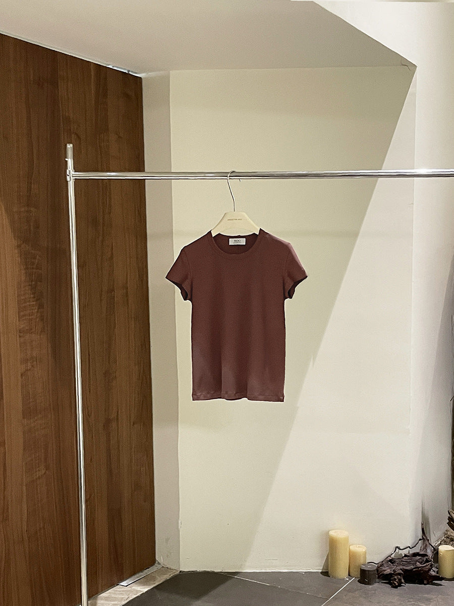 Dame Kortærmet T-Shirt i høj kvalitet, åndbart materiale med moderne snit Stilla