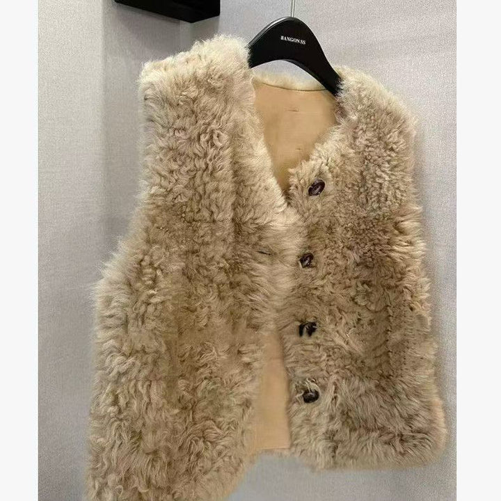 Dame Fluffy Vest med Knapdetaljer Stilla