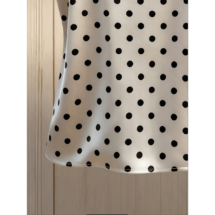 Dame satin top med dekorative perledetaljer Skovae