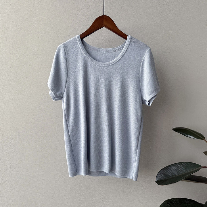 Dame simpel rund halsudskæring T-shirt i blødt materiale Stilla