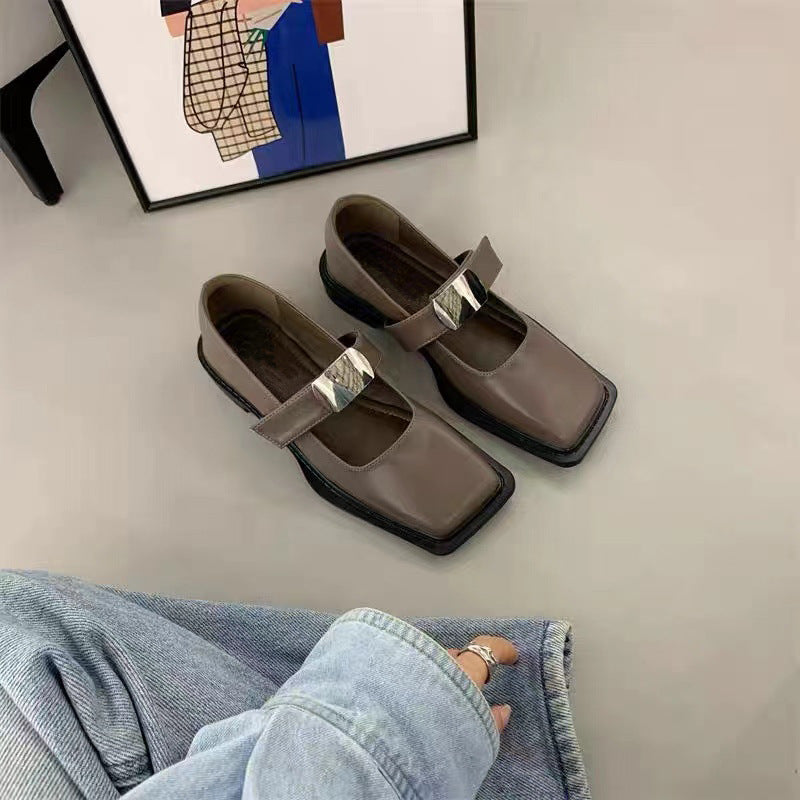 Dame Ballerinas med firkantet tåparti og metalaccent Stilla