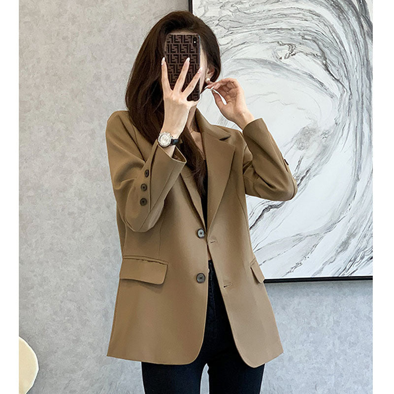 Dame mode blazer med struktureret stof og elegante detaljer Stilla