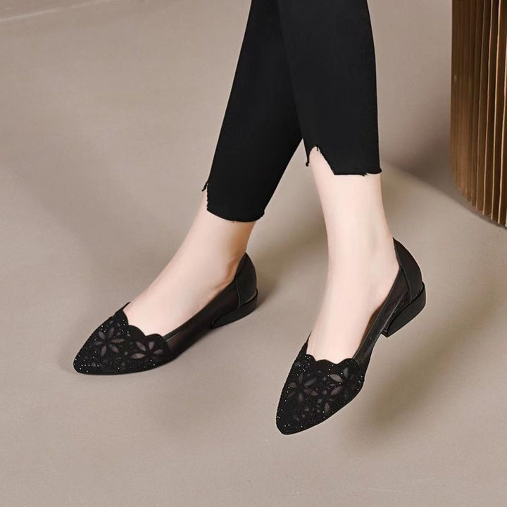 Dame elegante Ballerinas med floralt huldesign og behagelig sål Stilla