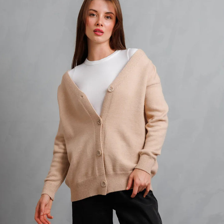Dame cardigan med knapper og dyb V-hals Stilla
