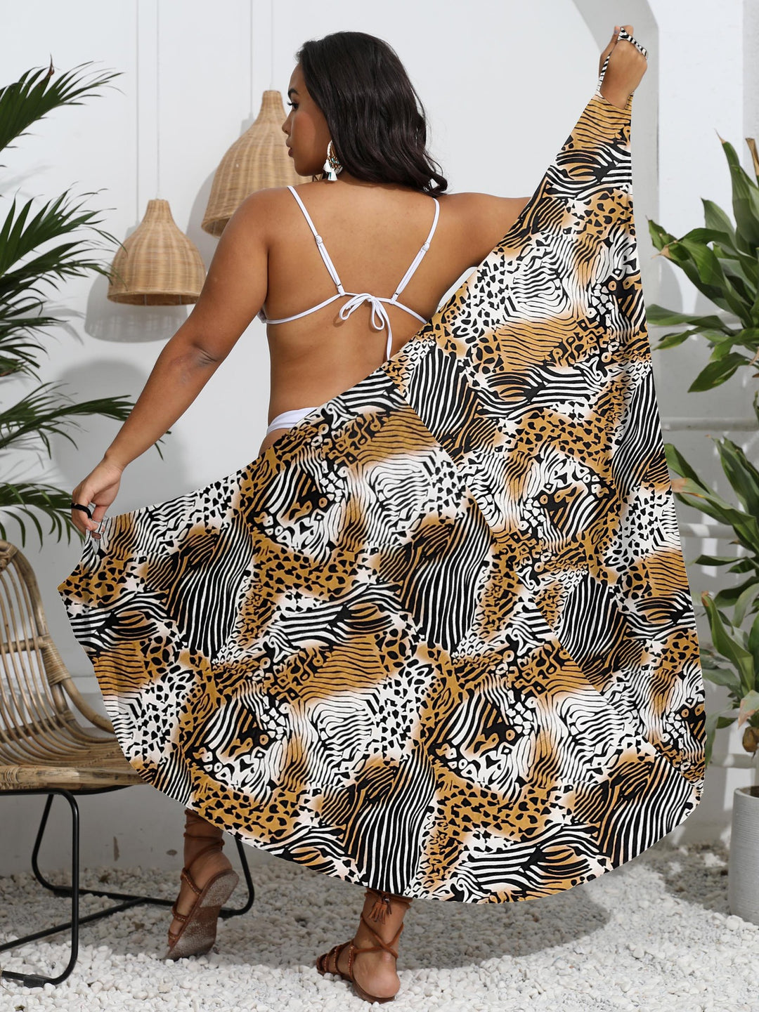 Dame elegant sarong med moderne mønster Skovae