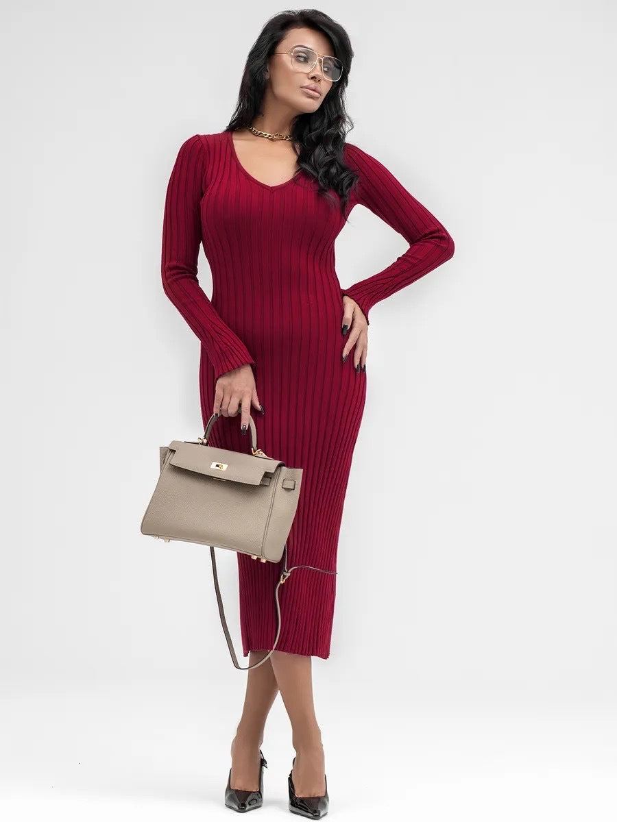 Femme Ribstrik Bodycon Midi Kjole med dyb V-udskæring Stilla