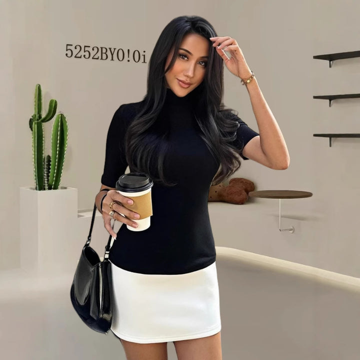 Women's fitted T-shirt with stand-up collar and short sleeves Skovae