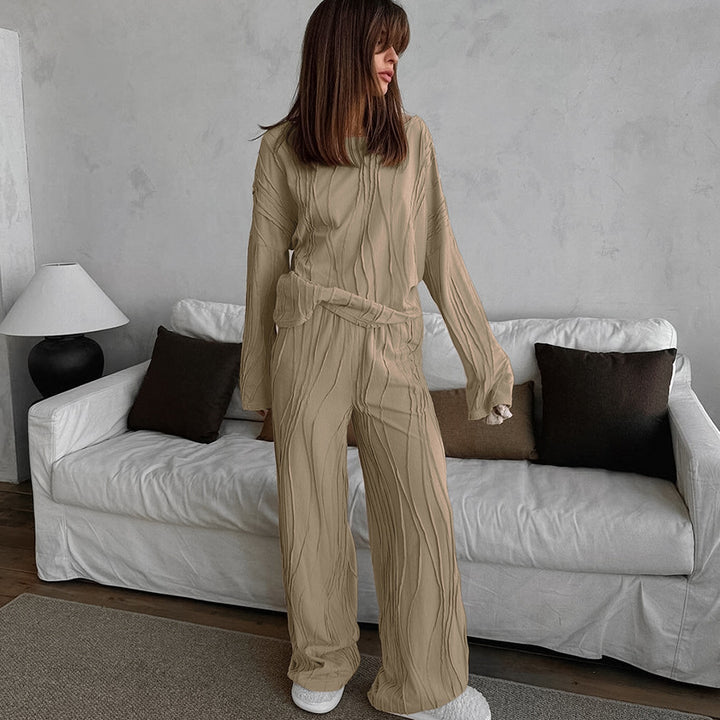 Dame trendy loungewear-sæt med struktureret overdel og behagelige bukser Stilla