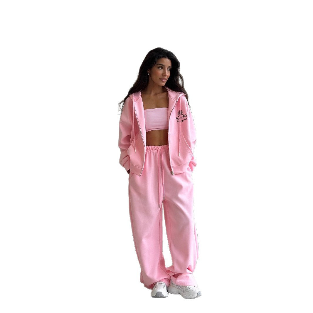 Kvinders hyggelige athleisure sæt med cropped hoodie og brede sweatpants Stilla
