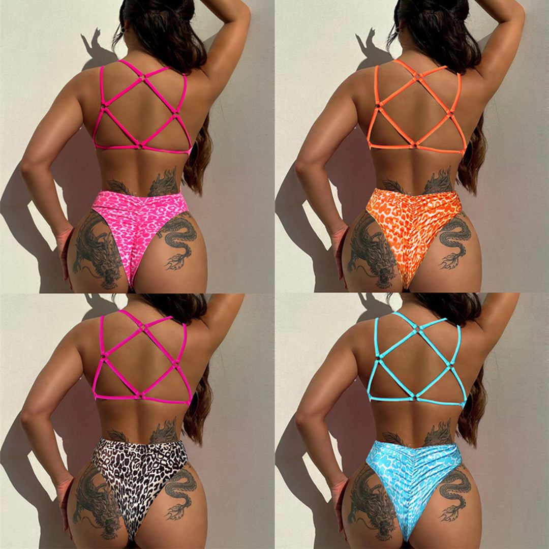 Damer Højskåret Bikini med spændende Cross-back Design Skovae