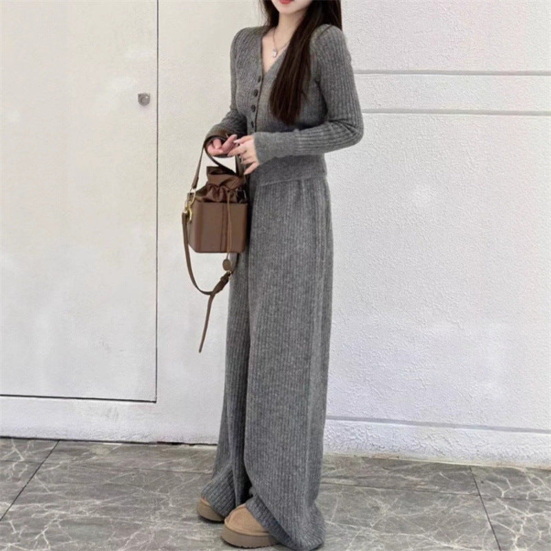 Kvinders strikket jumpsuit med knapdetaljer og afslappet pasform Stilla