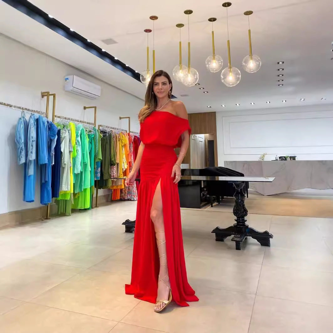 Dame Maxikjole med elegant asymmetrisk design og flydende draperinger Stilla