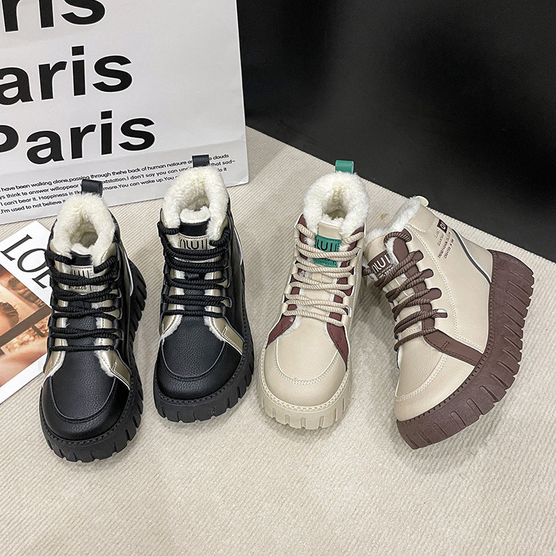 Dame vinterhøje sneakers i moderne design med varmt for og stabil profilsål Stilla