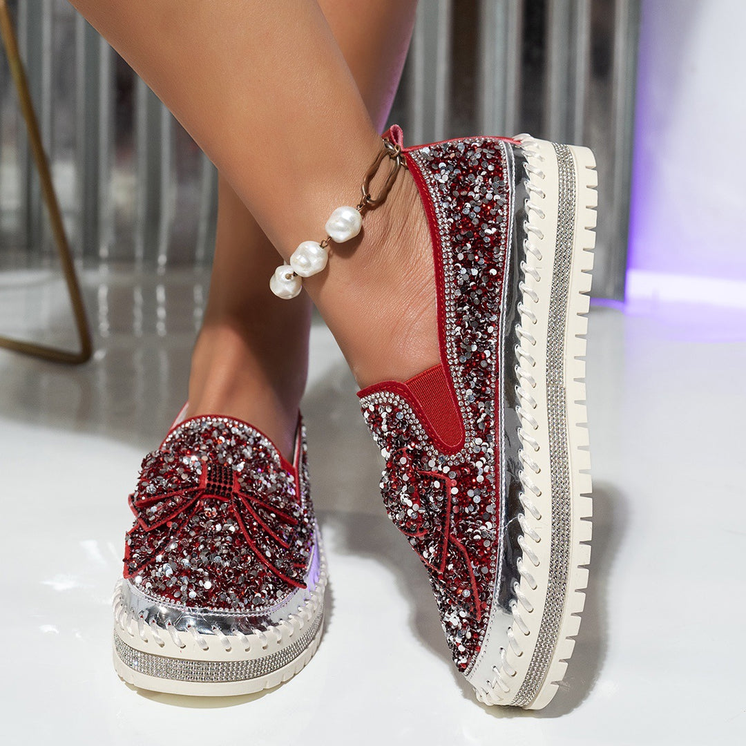 Dame mode Slippers med glitrende strass og elegant sløjfedesign Stilla