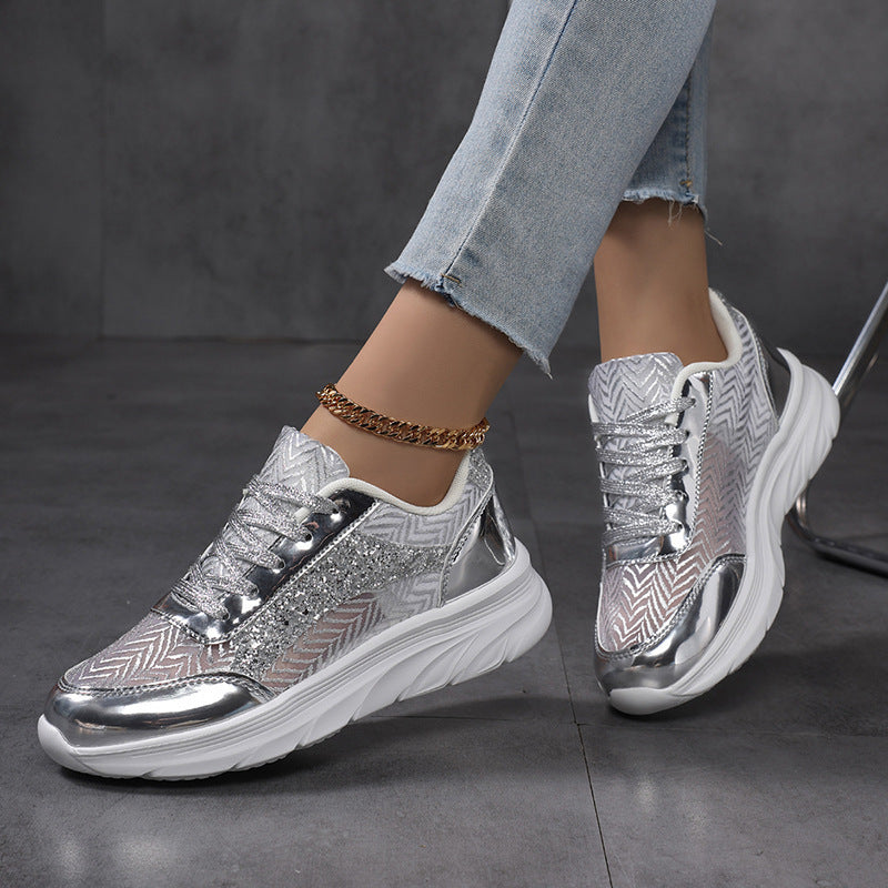 Damer nan glamourøs iøjnefaldende sneakers med glitrende paneler, jacquardvævet overdel og ergonomisk bølgesål Skovae
