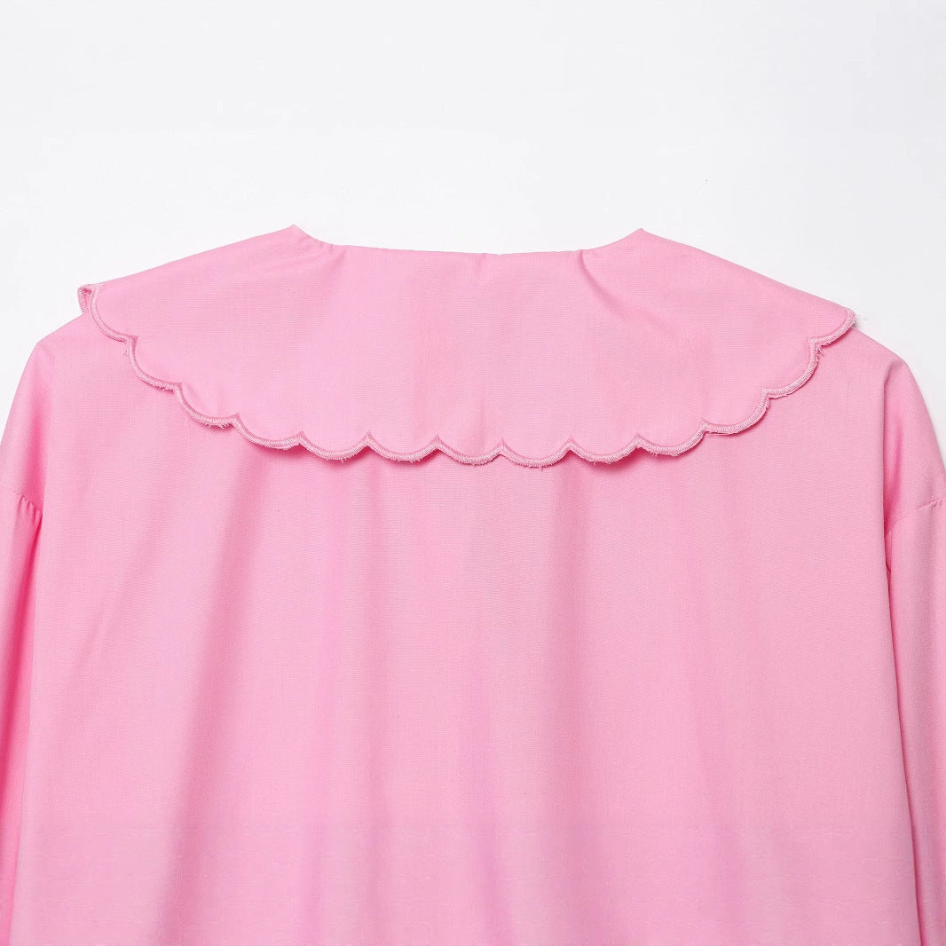 Damebluse med broderet krave Stilla