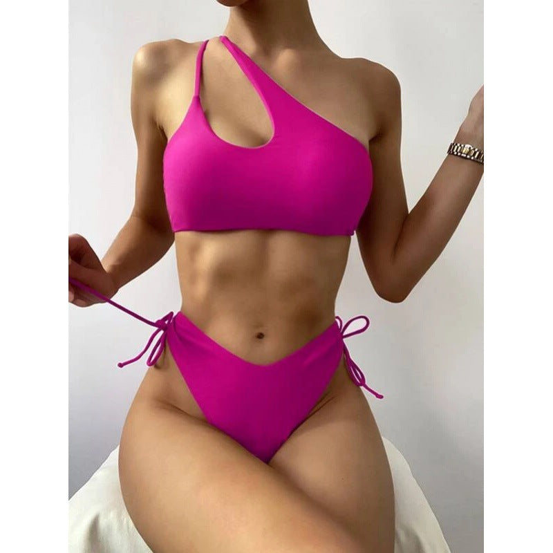 Dame Sporty bikini med asymmetrisk top og justerbare stropper Skovae