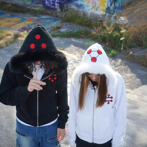 Kvinders fashionable hoodie med fleece-krave og dekorative detaljer Stilla