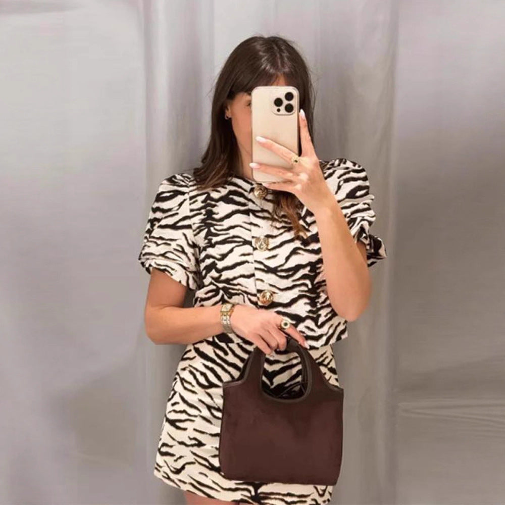 Dame Miniskirt med trendmønster af dyr Stilla
