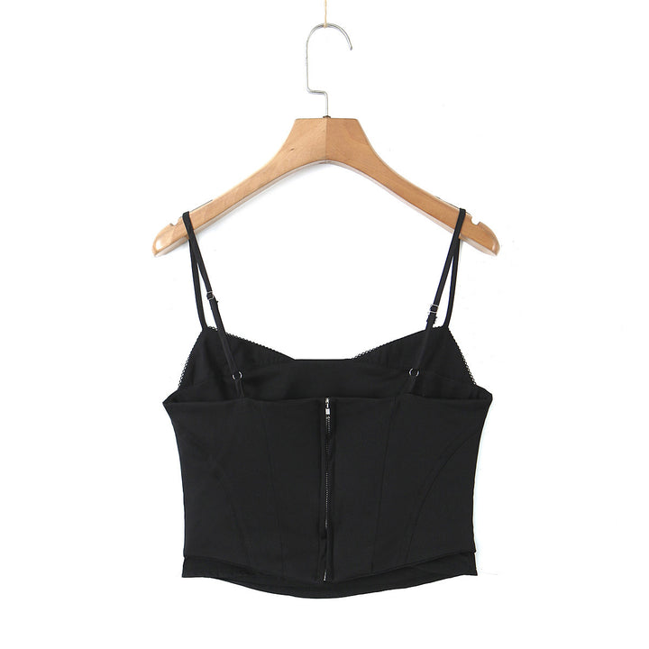 Dame tætsiddende bustier-top med fine stropper og elegant snit Stilla
