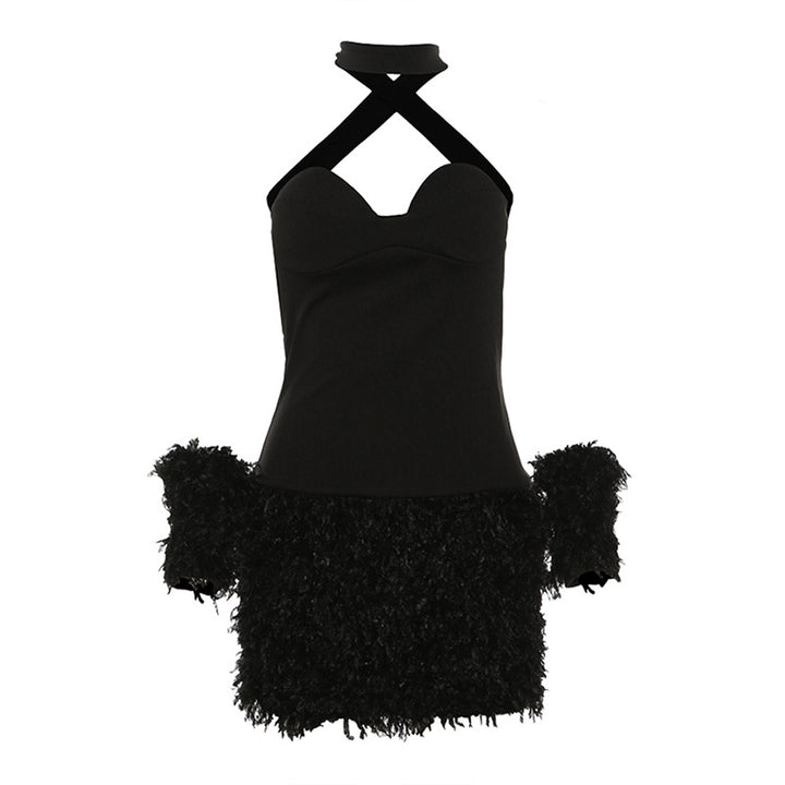 Dame cocktailkjole med kreative flæseærmer og off-shoulder design Stilla