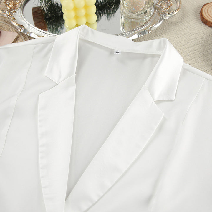 Dame elegant satin loungewear sæt med svajende snit Stilla