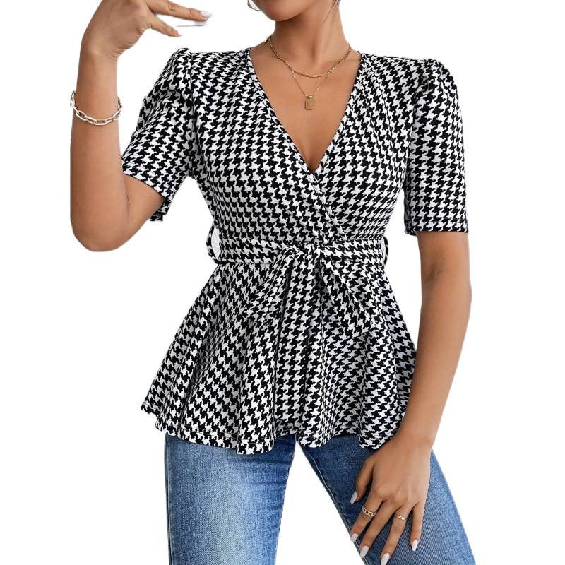 Dame wrap blouse med afslappet snit og moderne hane fod mønster Skovae