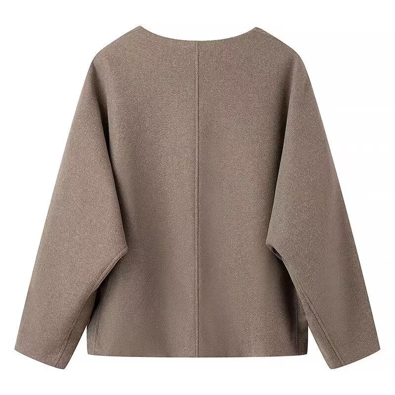 Dame Plus Size Blazer Jakke i Minimalistisk Design Stilla