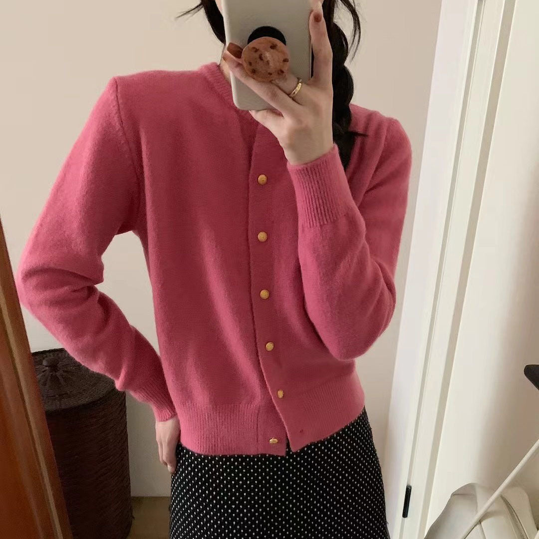 Kvinders cardigan med elegante knapdetaljer og blødt materiale Stilla